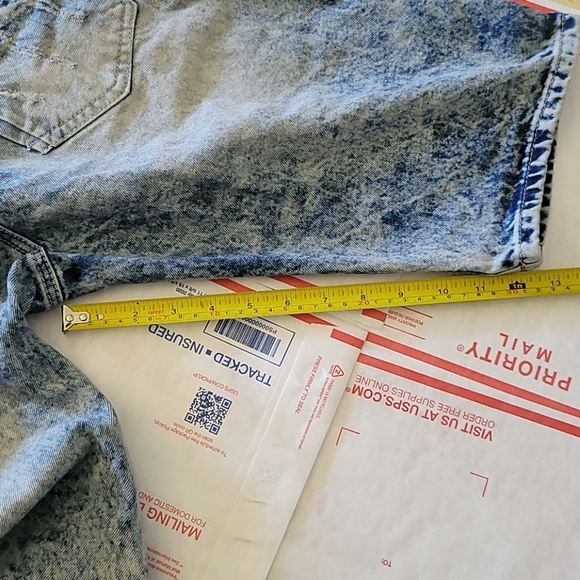 TRILL NATION Distressed shredded Shorts 32 - Picture 7 of 10